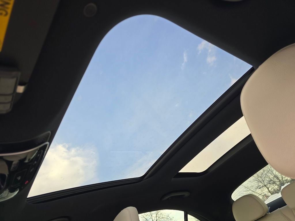 Certified 2023 Mercedes-Benz C 300 4MATIC Sedan image 3