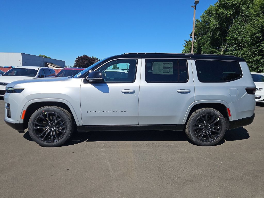 New 2026 Jeep Grand Wagoneer Summit w/ 8-Passenger Seating Package AWD/4WD image 4