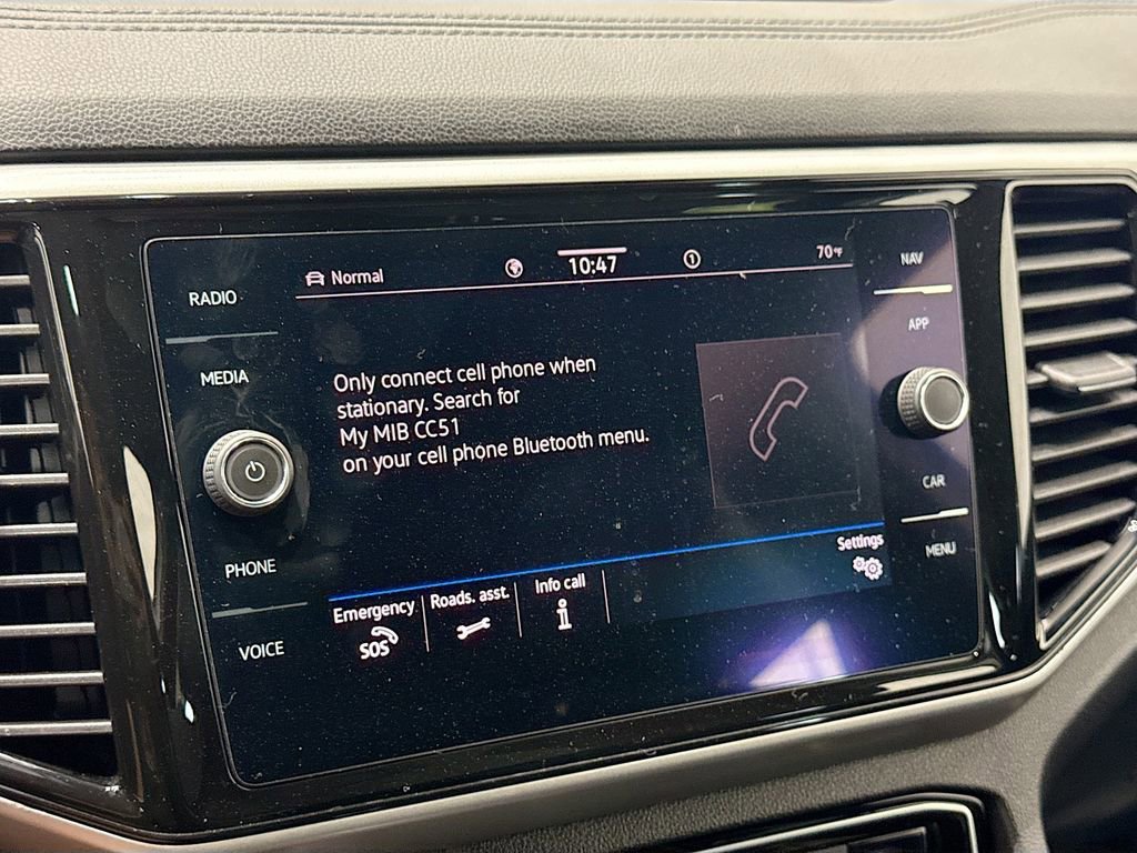 Used 2022 Volkswagen Atlas Cross Sport SEL R-Line image 38