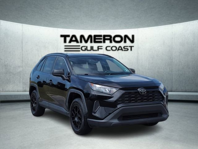 Used 2020 Toyota RAV4 LE FWD image 9