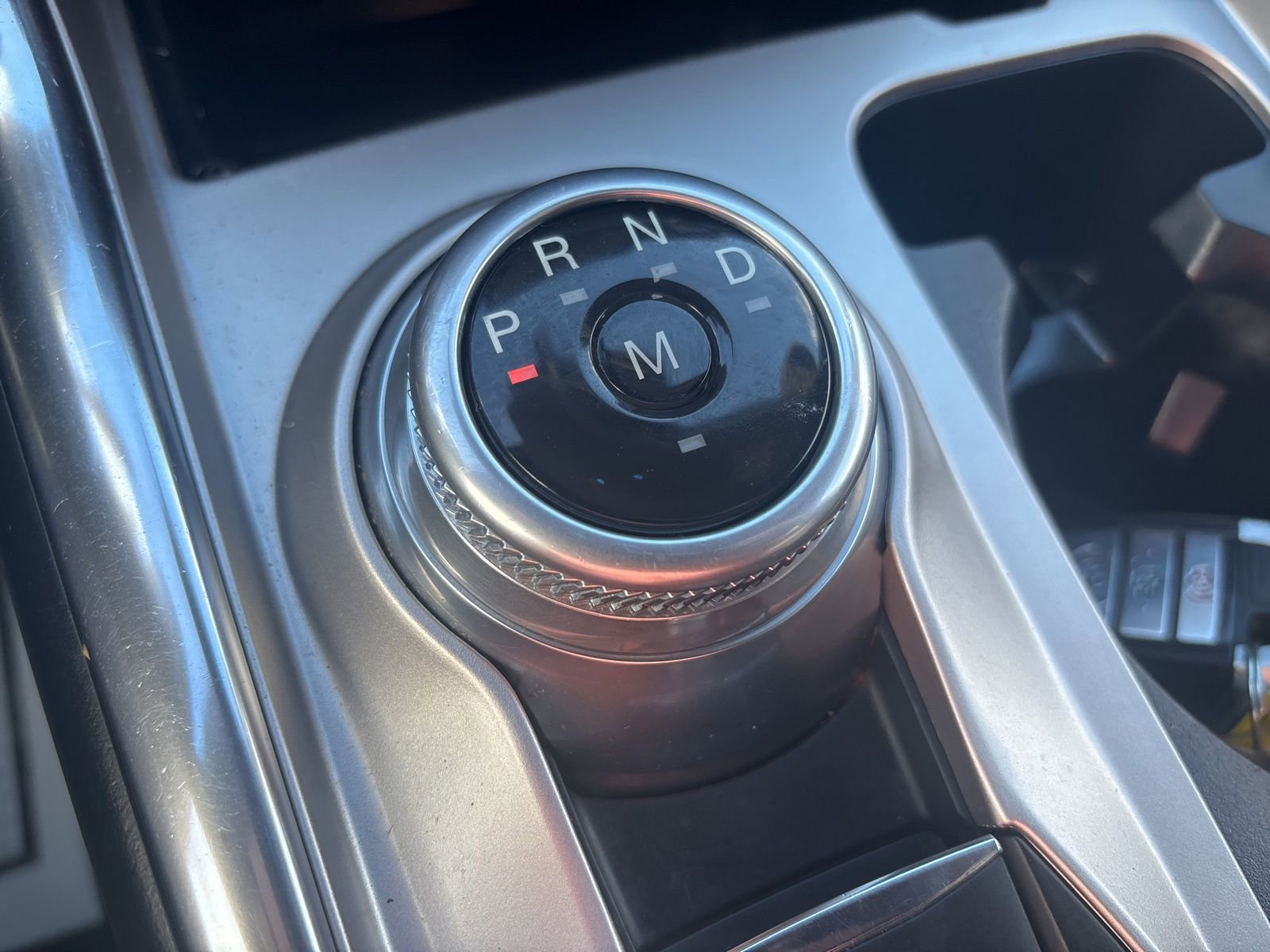 Used 2020 Ford Explorer XLT w/ Equipment Group 202A image 25