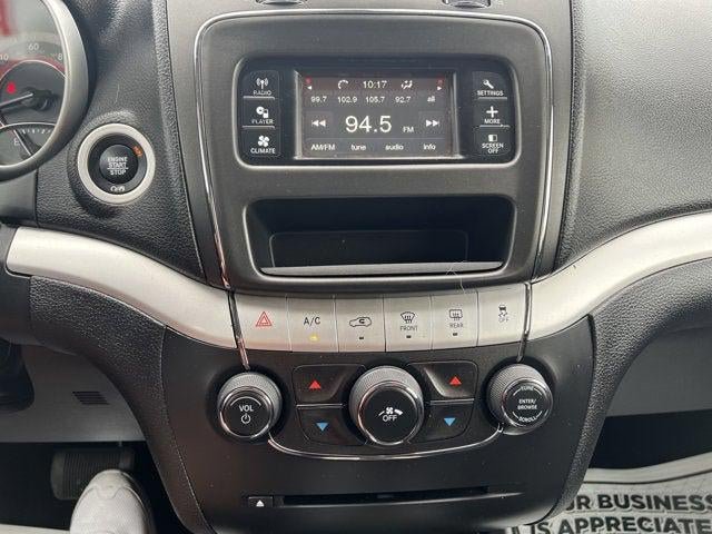 Used 2020 Dodge Journey SE w/ Blacktop Package FWD image 15