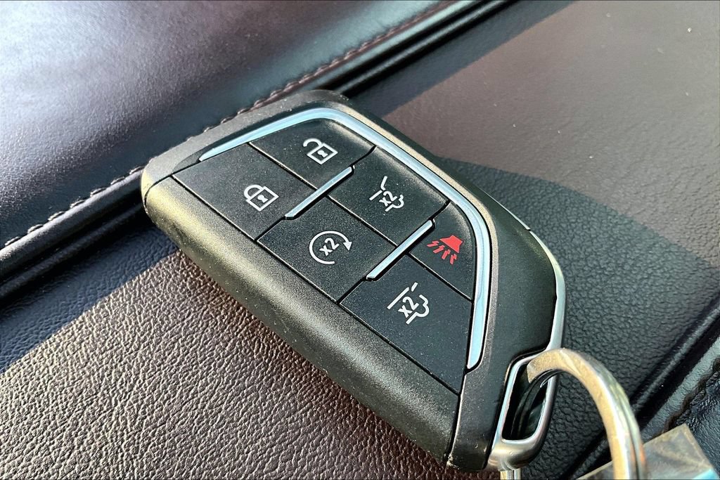 Used 2023 Cadillac Escalade Sport Platinum RWD image 10