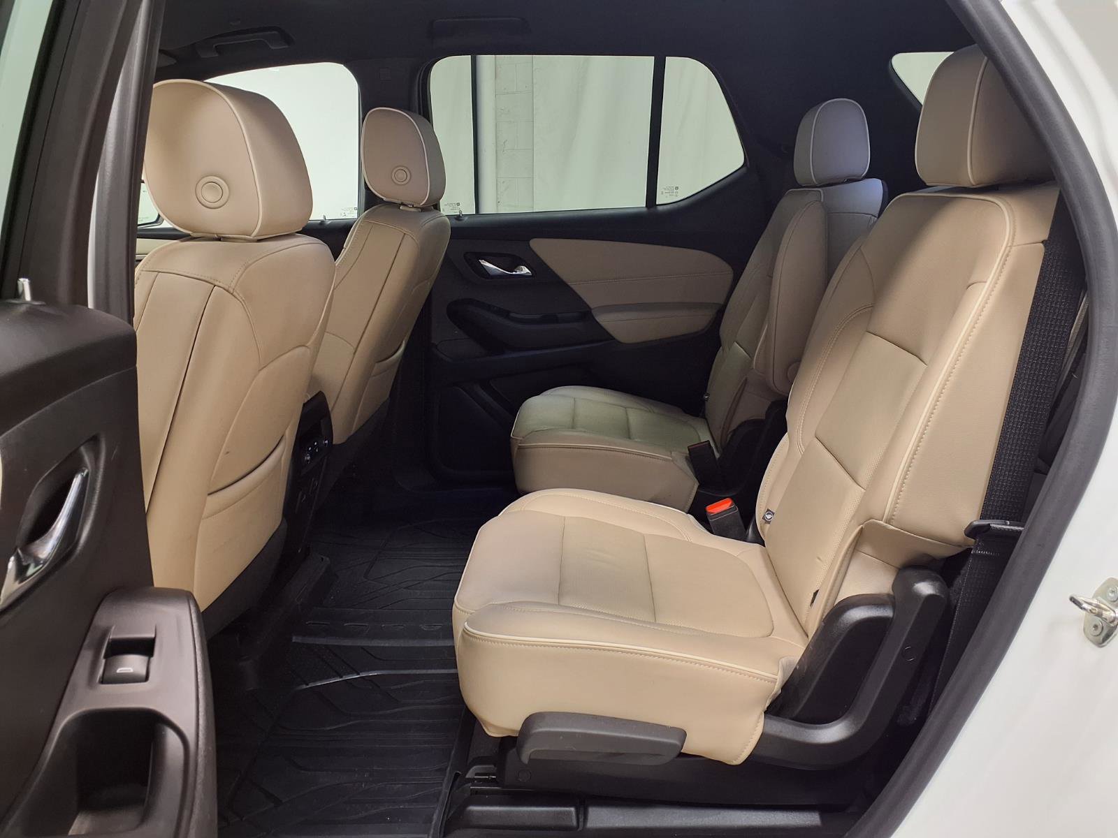 Used 2022 Chevrolet Traverse Premier w/ LPO, Floor Liner Package FWD image 25