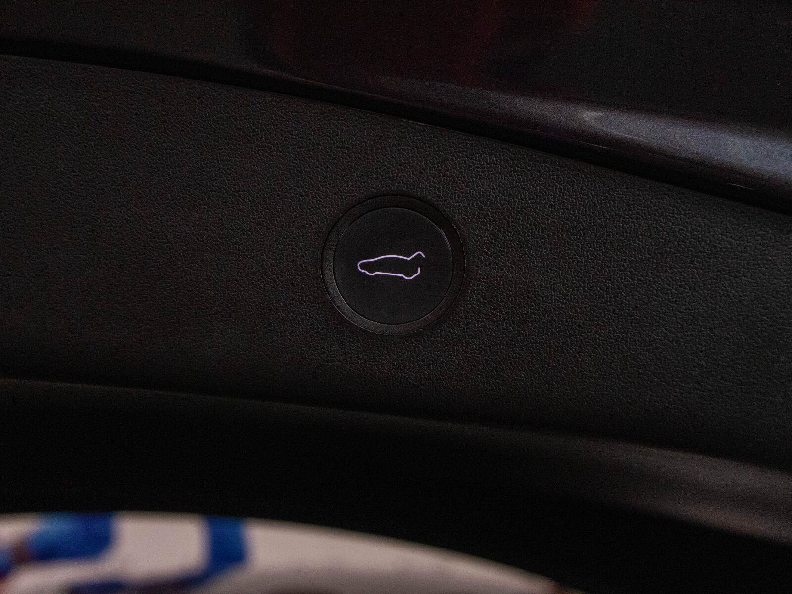 Used 2022 Tesla Model 3 Long Range AWD/4WD image 24