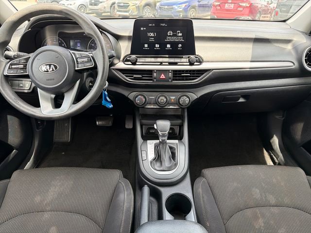 Used 2020 Kia Forte LXS FWD image 9