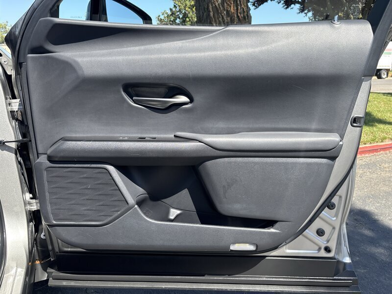Used 2020 Lexus UX 200 w/ Accessory Package FWD image 38