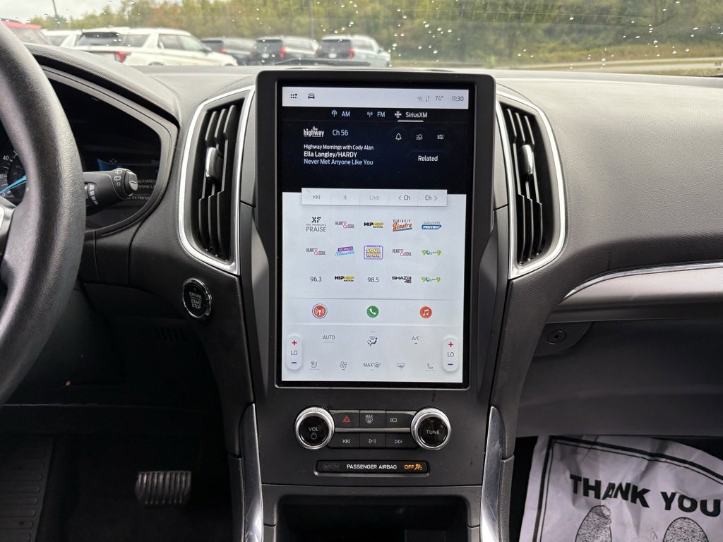 Used 2024 Ford Edge Titanium image 32