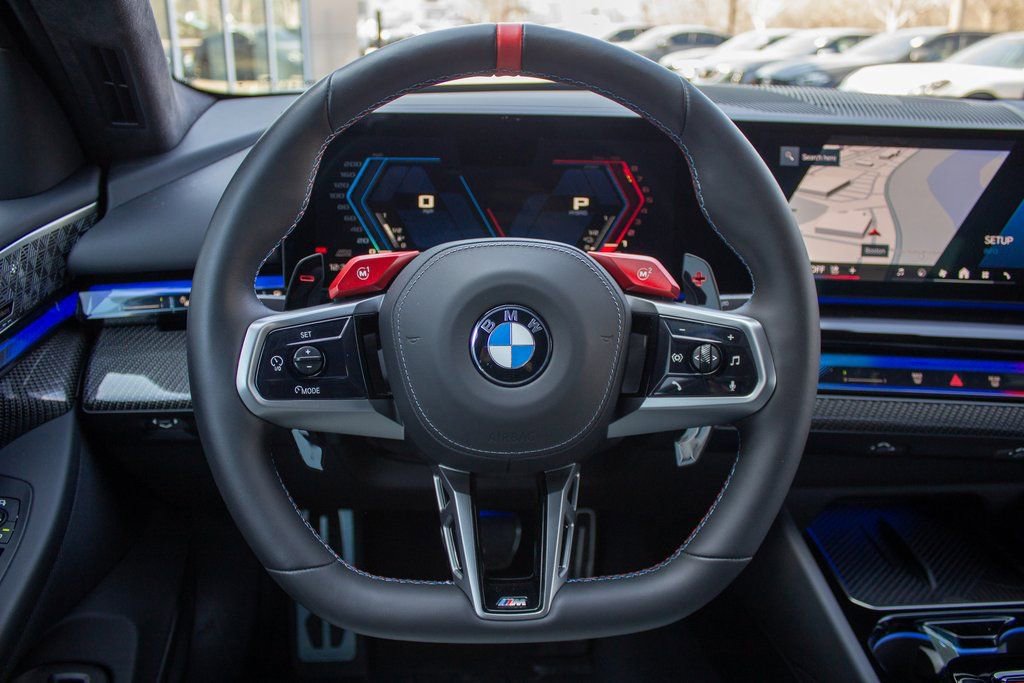 Used 2025 BMW M5 w/ Carbon Package image 14