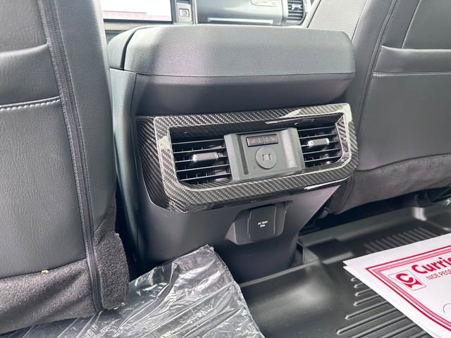 New 2026 Ford F250 Lariat w/ Black Appearance Package AWD/4WD image 9