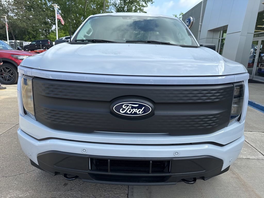 New 2025 Ford F150 Lightning Flash image 30