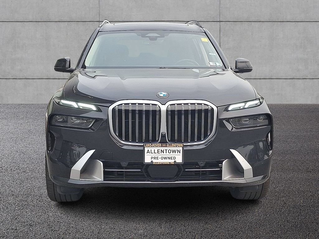 Used 2024 BMW X7 xDrive40i w/ Premium Package AWD/4WD image 2