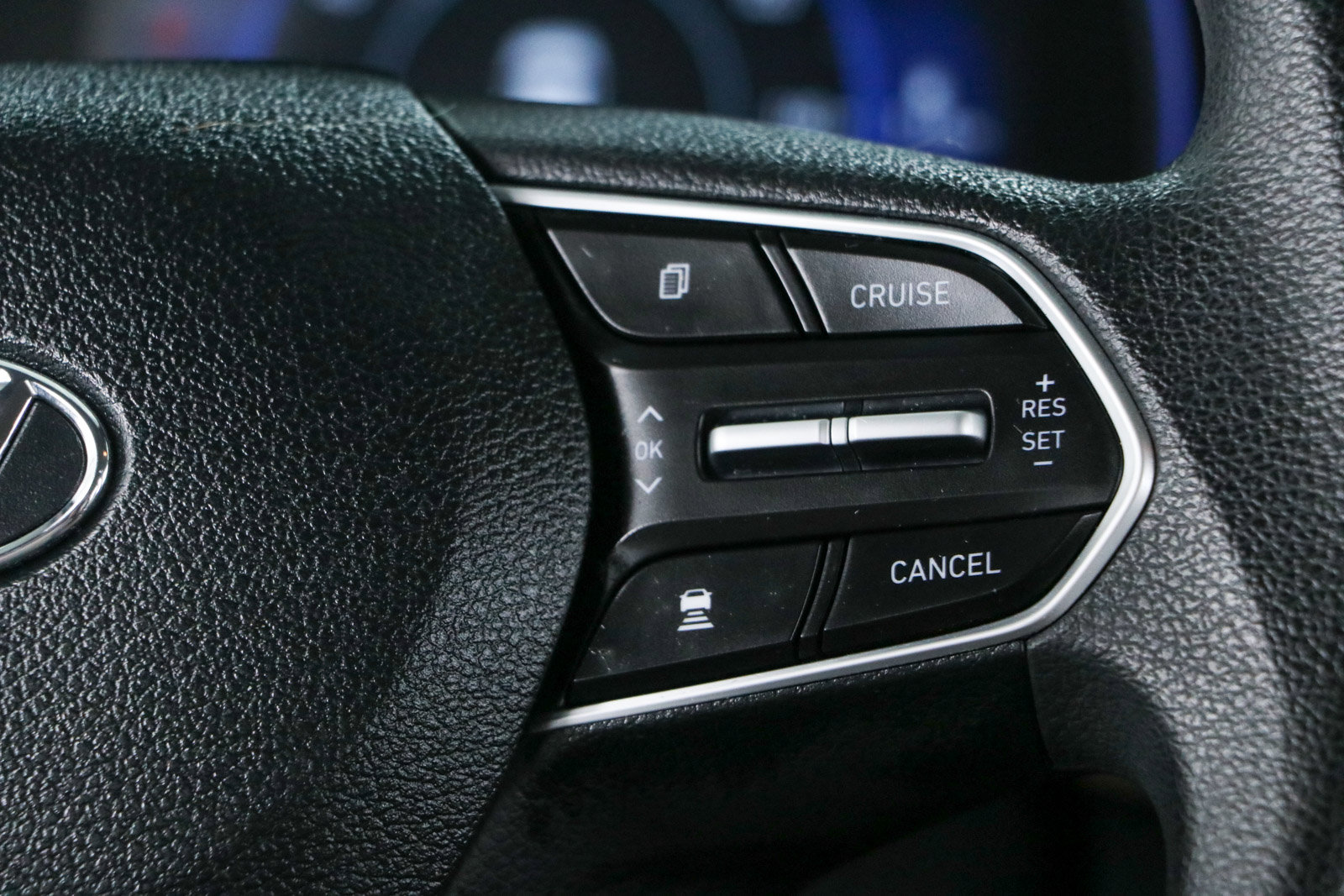 Used 2020 Hyundai Santa Fe SEL w/ Cargo Package FWD image 14