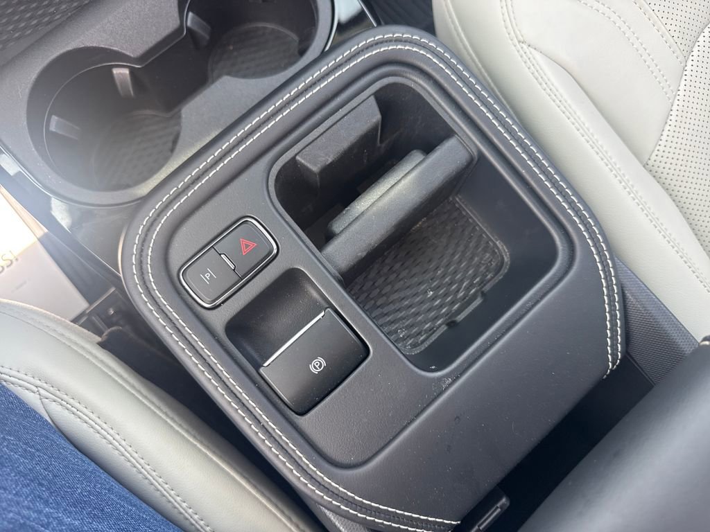 Used 2025 Ford Mustang Mach-E Premium image 36