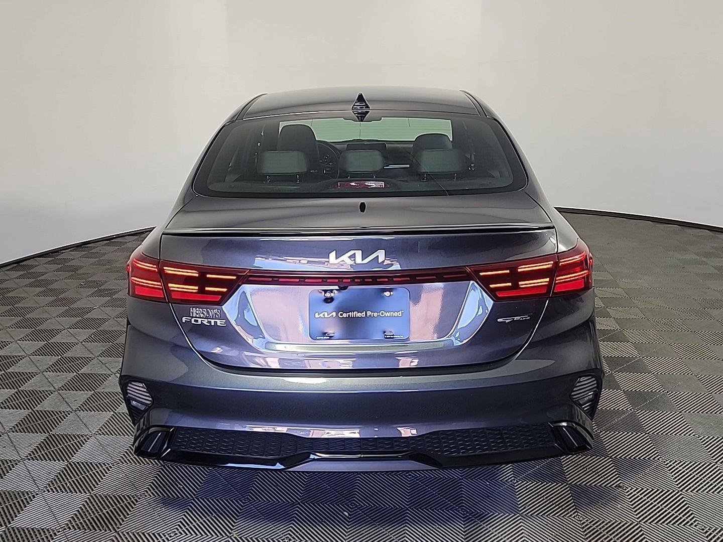 Used 2023 Kia Forte GT-Line image 5