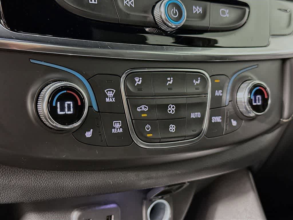 Used 2023 Chevrolet Traverse LT w/ LPO, Floor Liner Package AWD/4WD image 18