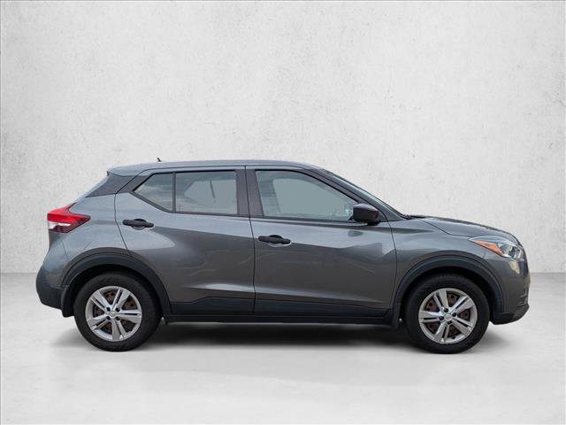 Used 2020 Nissan Kicks S FWD image 4