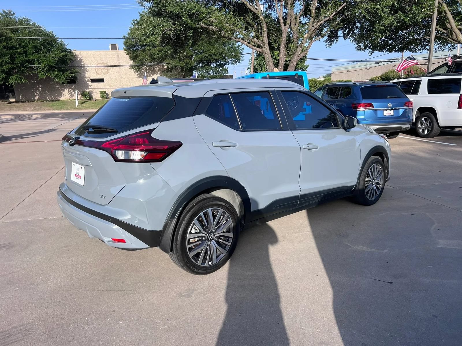 Used 2023 Nissan Kicks SV FWD image 5
