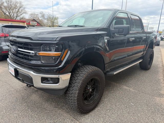 Used 2024 Ford F150 XLT AWD/4WD image 3