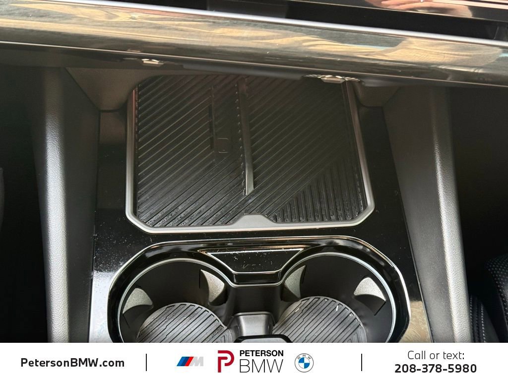 Used 2025 BMW 530i xDrive image 27