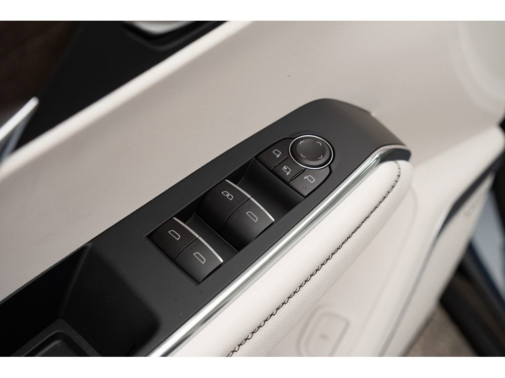 New 2026 GMC Acadia Denali FWD image 14