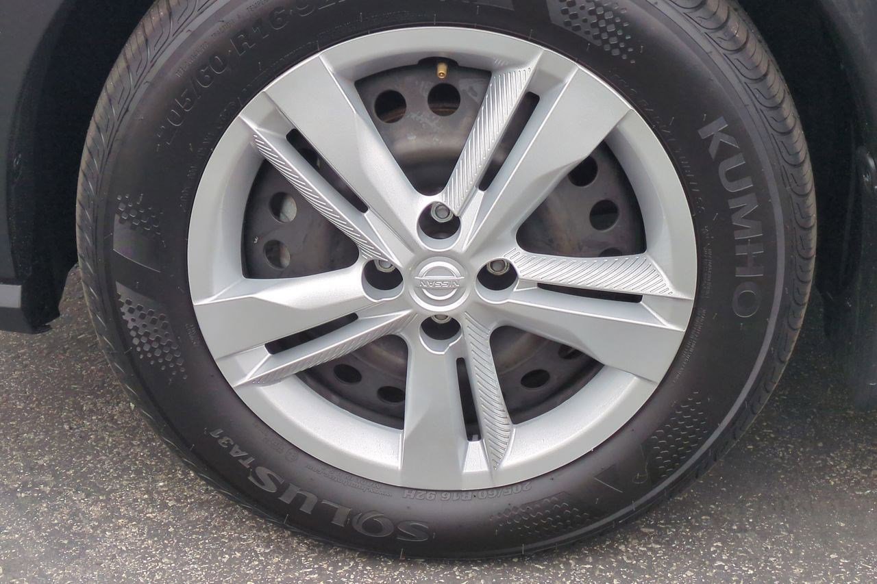 Certified 2023 Nissan Kicks S FWD image 26