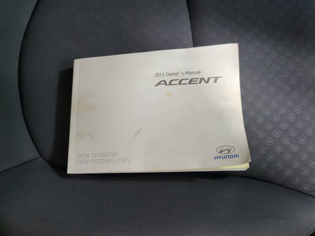 Used 2013 Hyundai Accent SE image 26