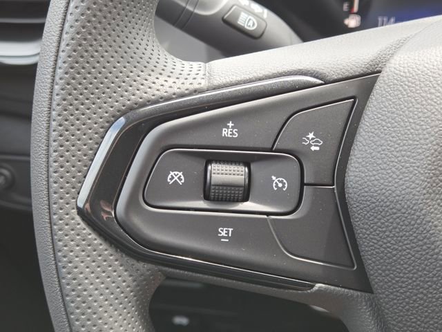 New 2026 Chevrolet TrailBlazer LT w/ Midnight Edition FWD image 11