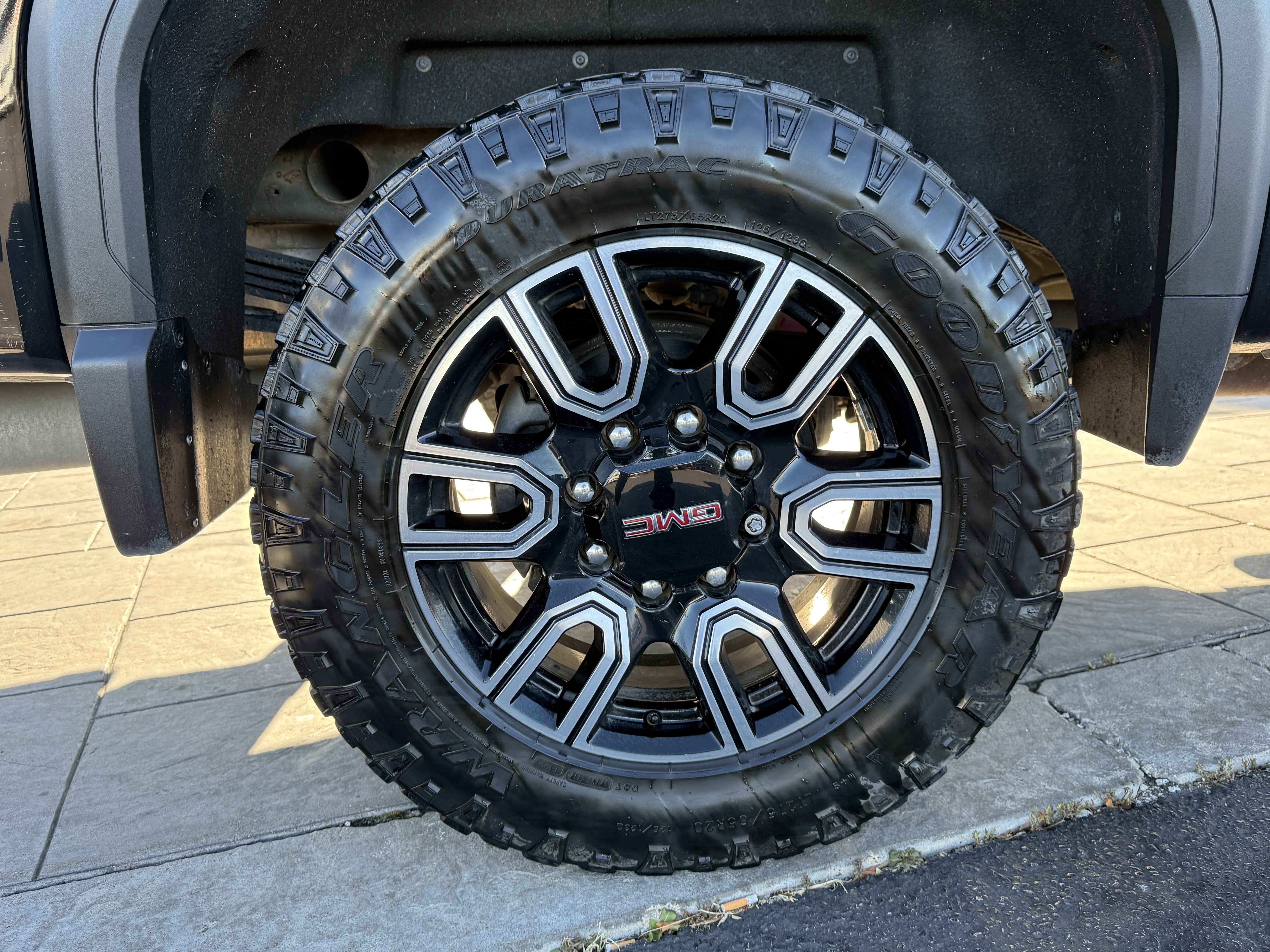 Used 2021 GMC Sierra 2500 AT4 w/ AT4 Preferred Package image 36