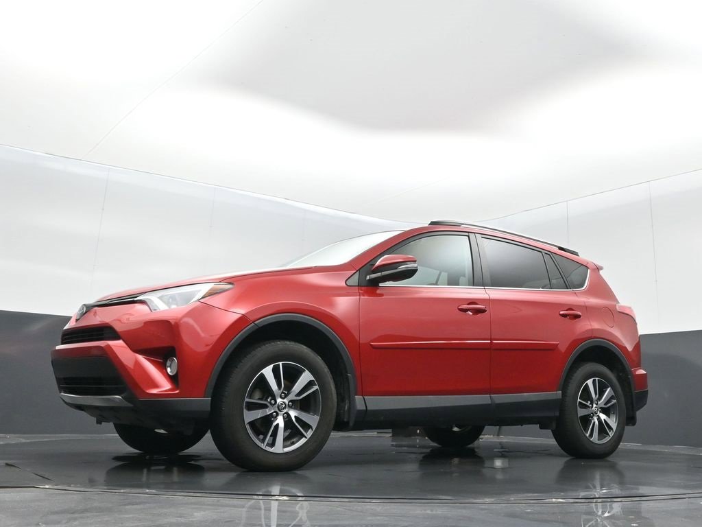 Used 2017 Toyota RAV4 XLE w/ Premium Extra Value Package image 11