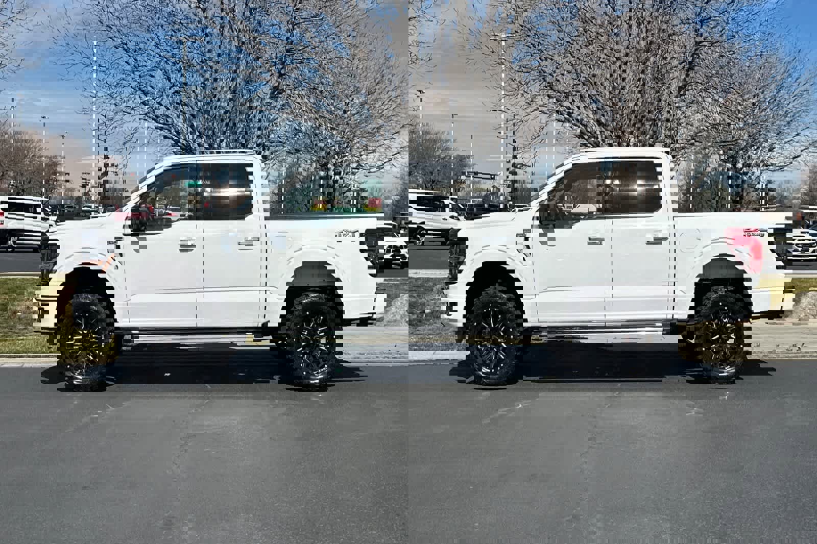 Certified 2025 Ford F150 XLT w/ Equipment Group 301A Standard image 5