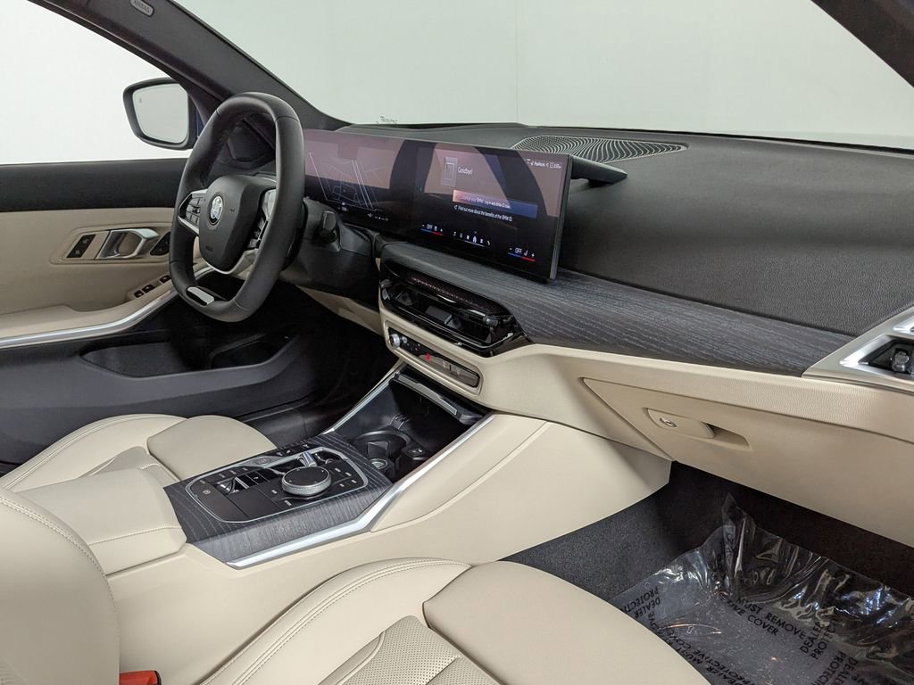Used 2025 BMW 330i xDrive Sedan w/ M Sport Package image 27