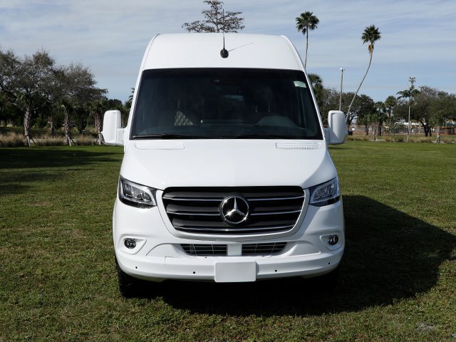 Used 2024 Mercedes-Benz Sprinter 3500 image 7