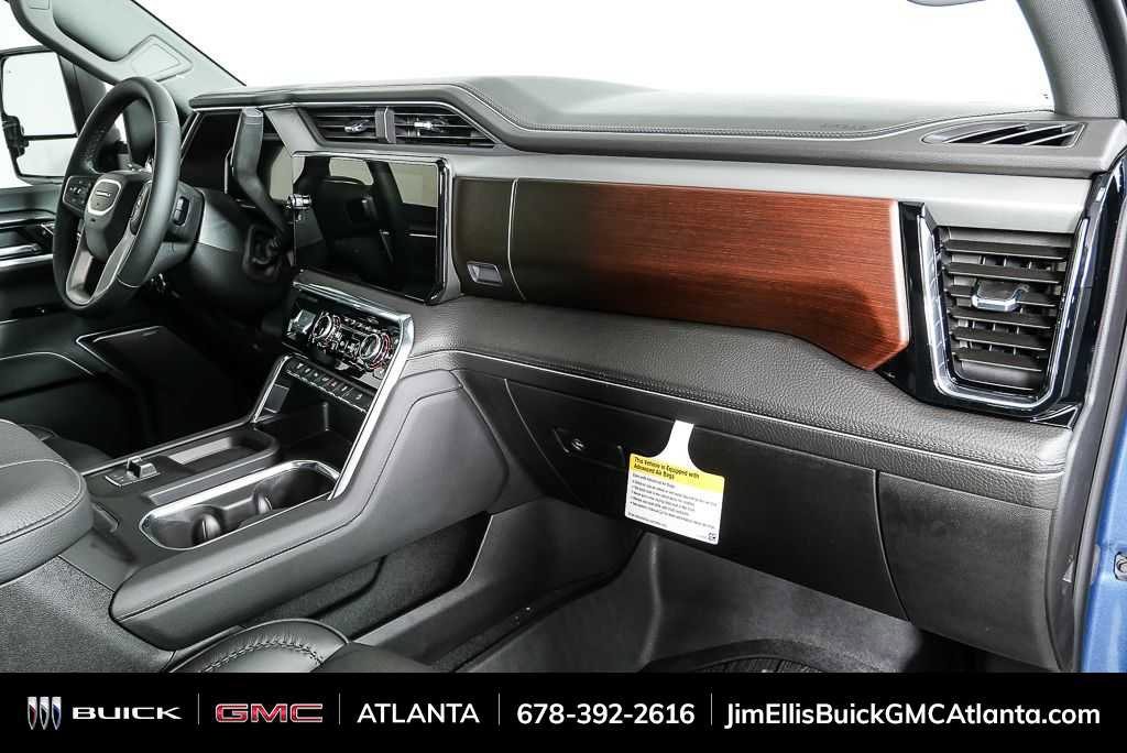 New 2026 GMC Sierra 2500 Denali w/ Denali Reserve Package image 24