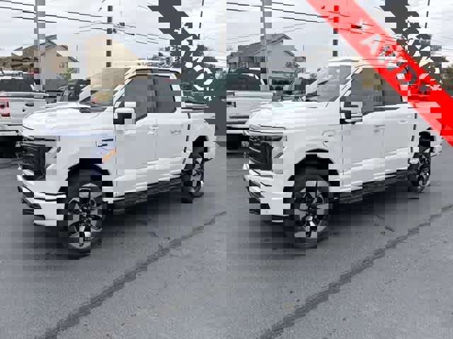 New 2023 Ford F150 Lightning Platinum image 4