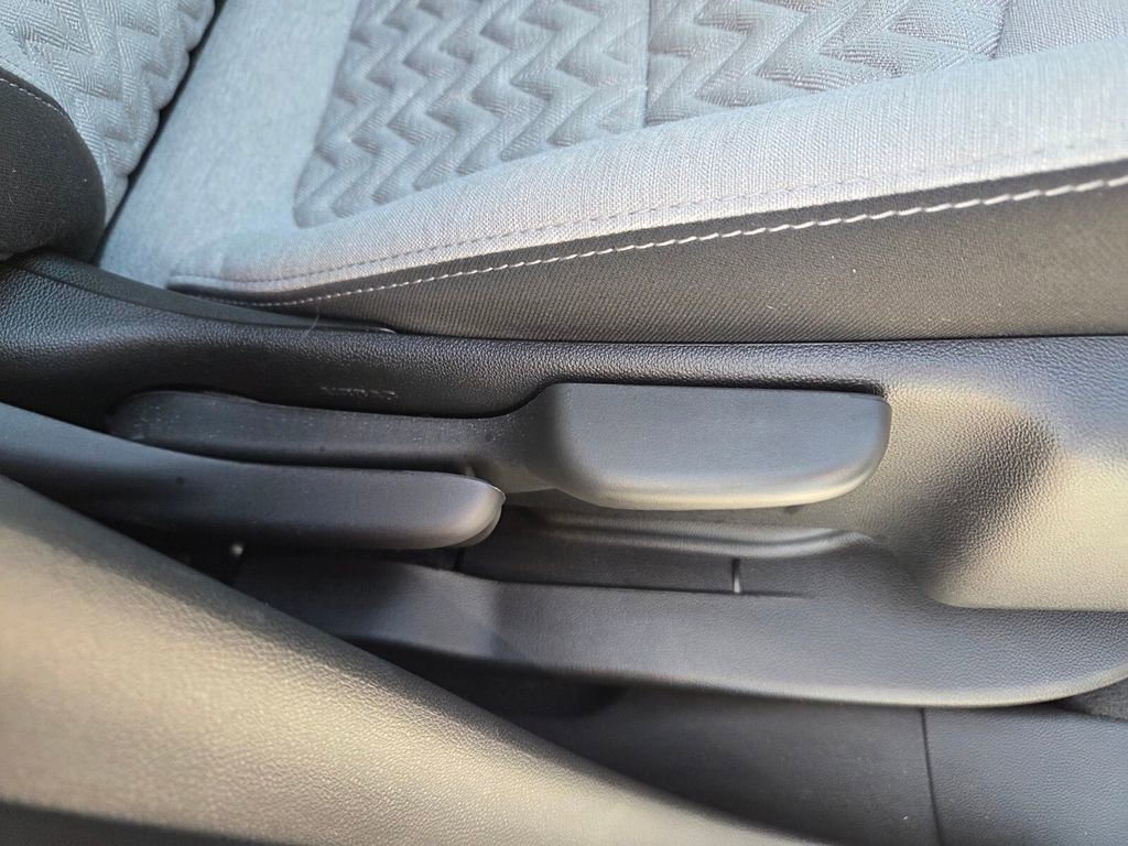 Certified 2023 Chevrolet Equinox LS w/ LS Convenience Package FWD image 15