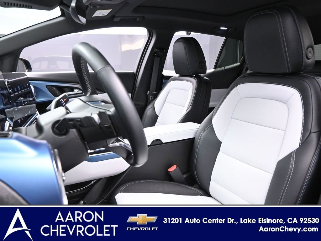 New 2025 Chevrolet Equinox EV LT w/ Convenience Package image 7