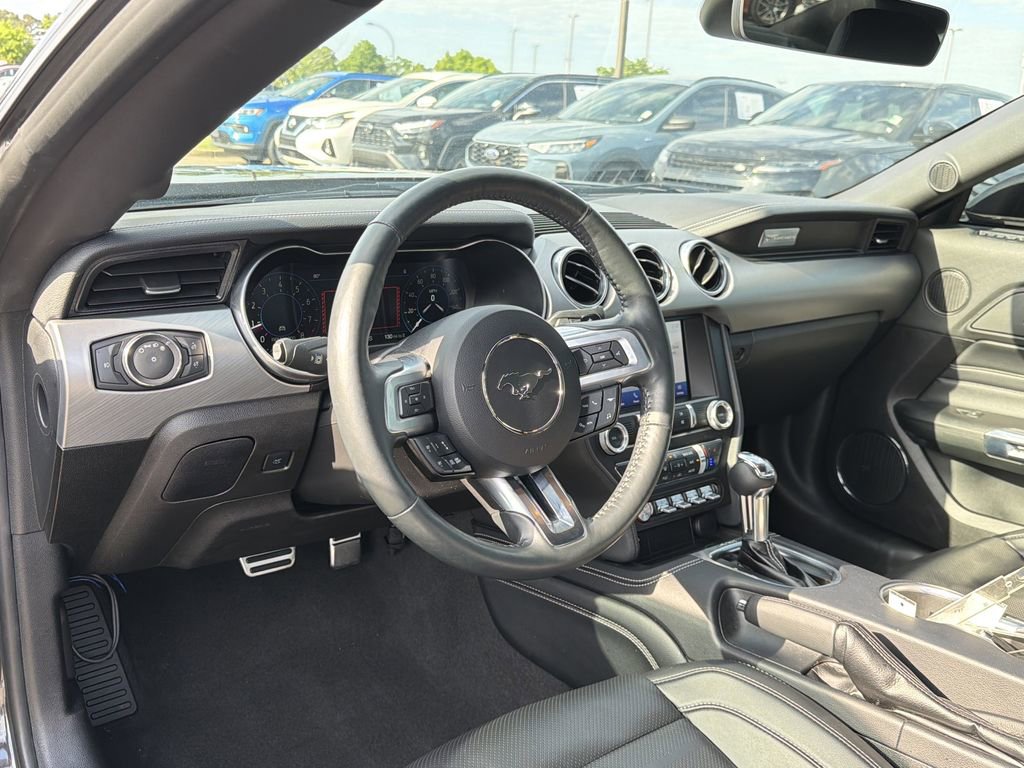 Used 2022 Ford Mustang GT Premium w/ Equipment Group 401A image 10