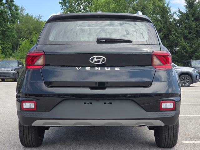 New 2026 Hyundai Venue SEL FWD image 15