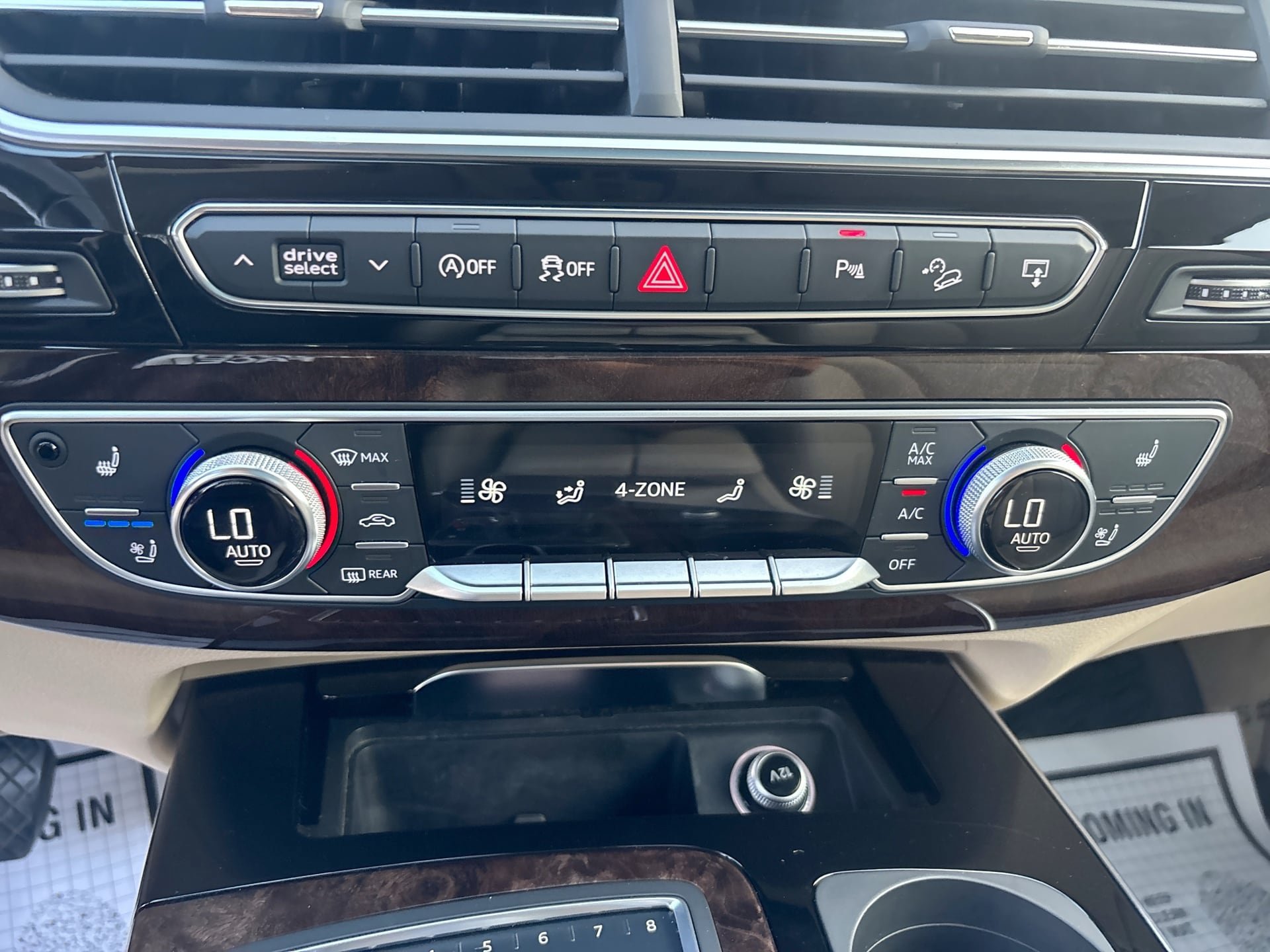 Used 2017 Audi Q7 3.0T Premium Plus AWD/4WD image 17