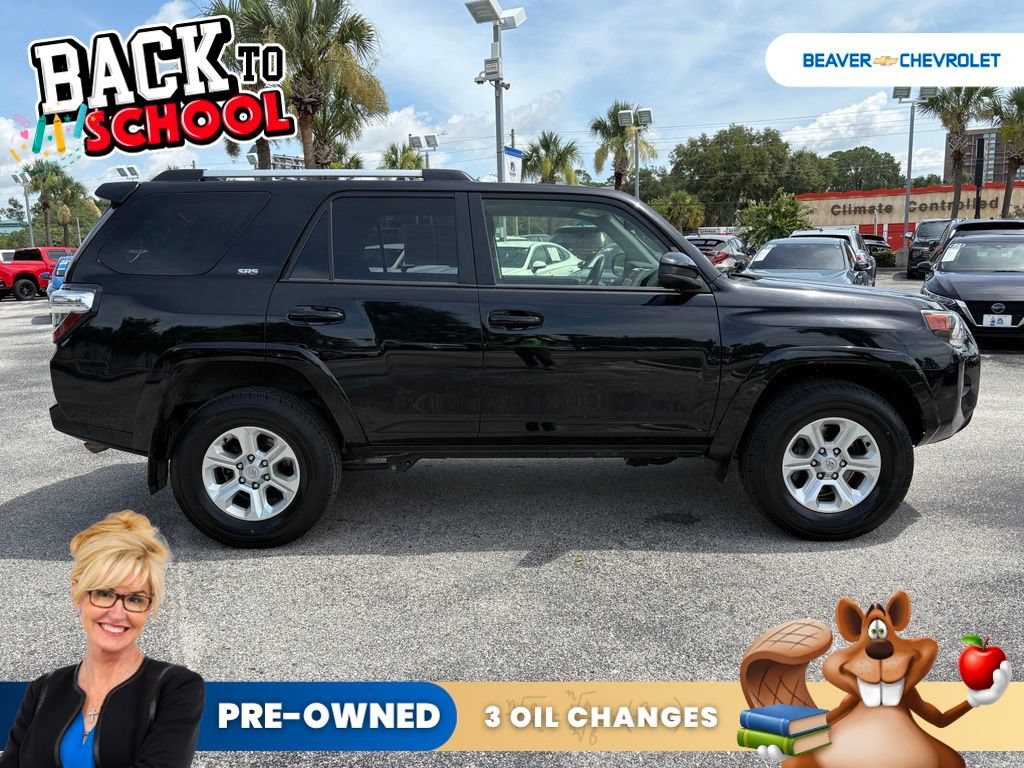 Used 2024 Toyota 4Runner SR5 AWD/4WD image 8