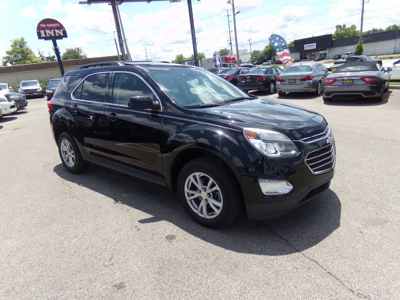 Used 2017 Chevrolet Equinox LT w/ Convenience Package image 3