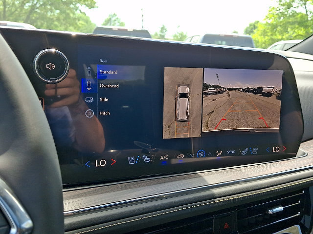 New 2026 Chevrolet Tahoe Premier AWD/4WD image 15
