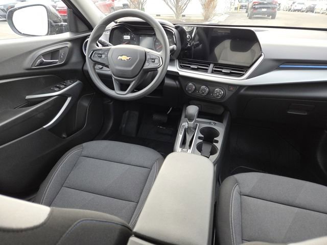 New 2026 Chevrolet Trax LS w/ LS Convenience Package FWD image 26