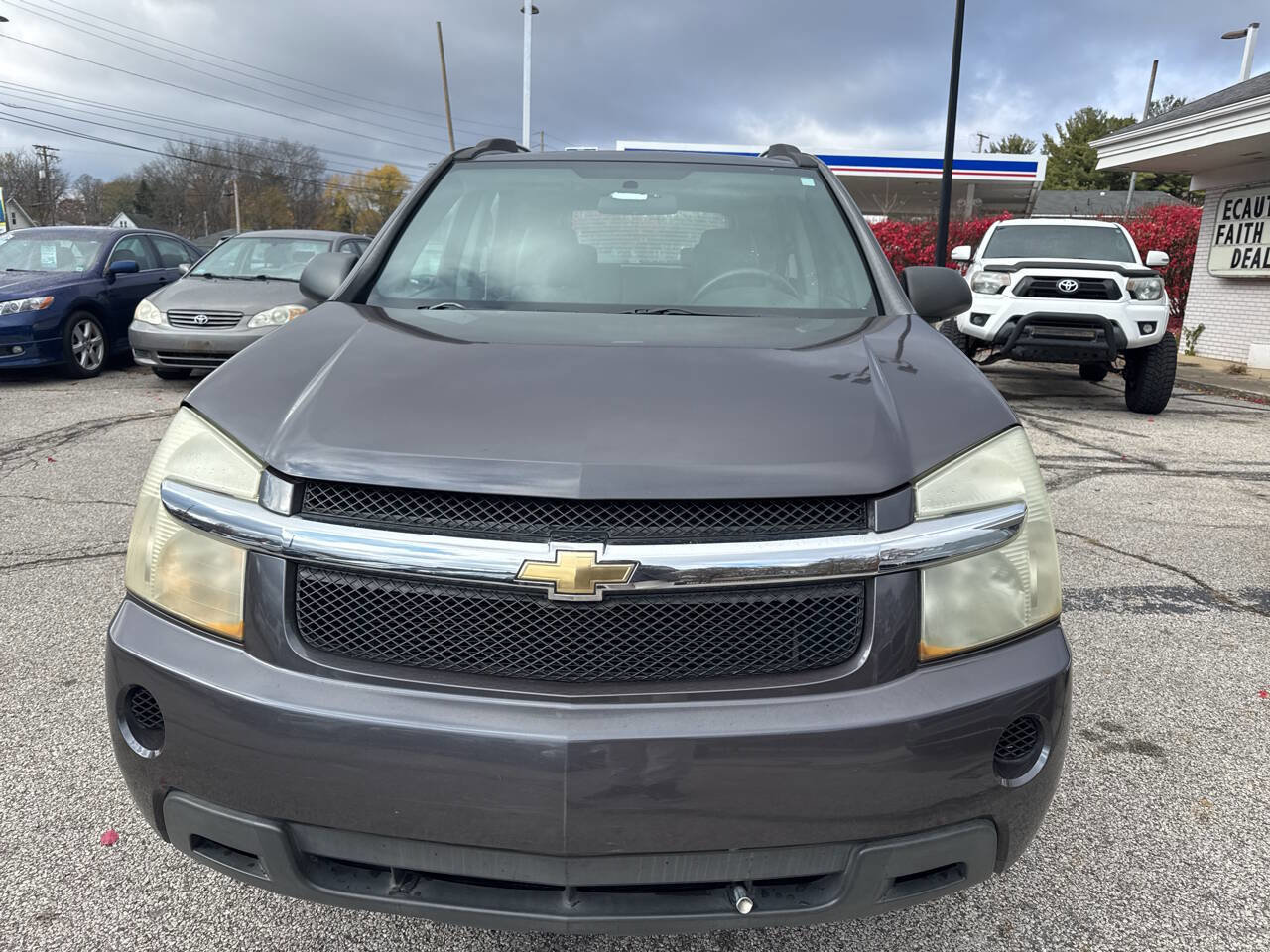 Used 2007 Chevrolet Equinox LS image 2