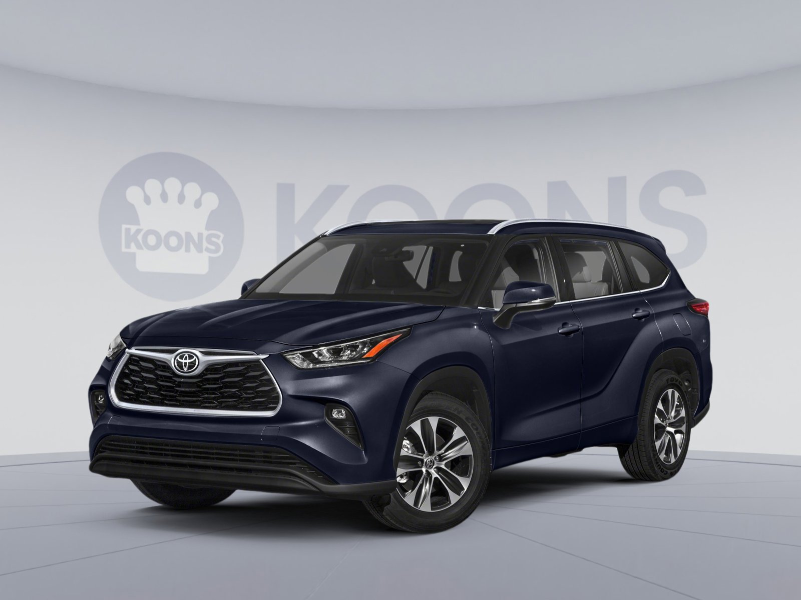 Used 2021 Toyota Highlander XLE AWD/4WD image 1