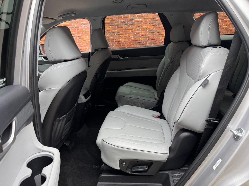 Used 2025 Hyundai Palisade SEL AWD/4WD image 23