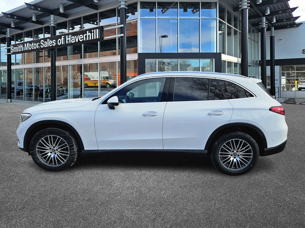 New 2026 Mercedes-Benz GLC 300 GLC 300 image 2