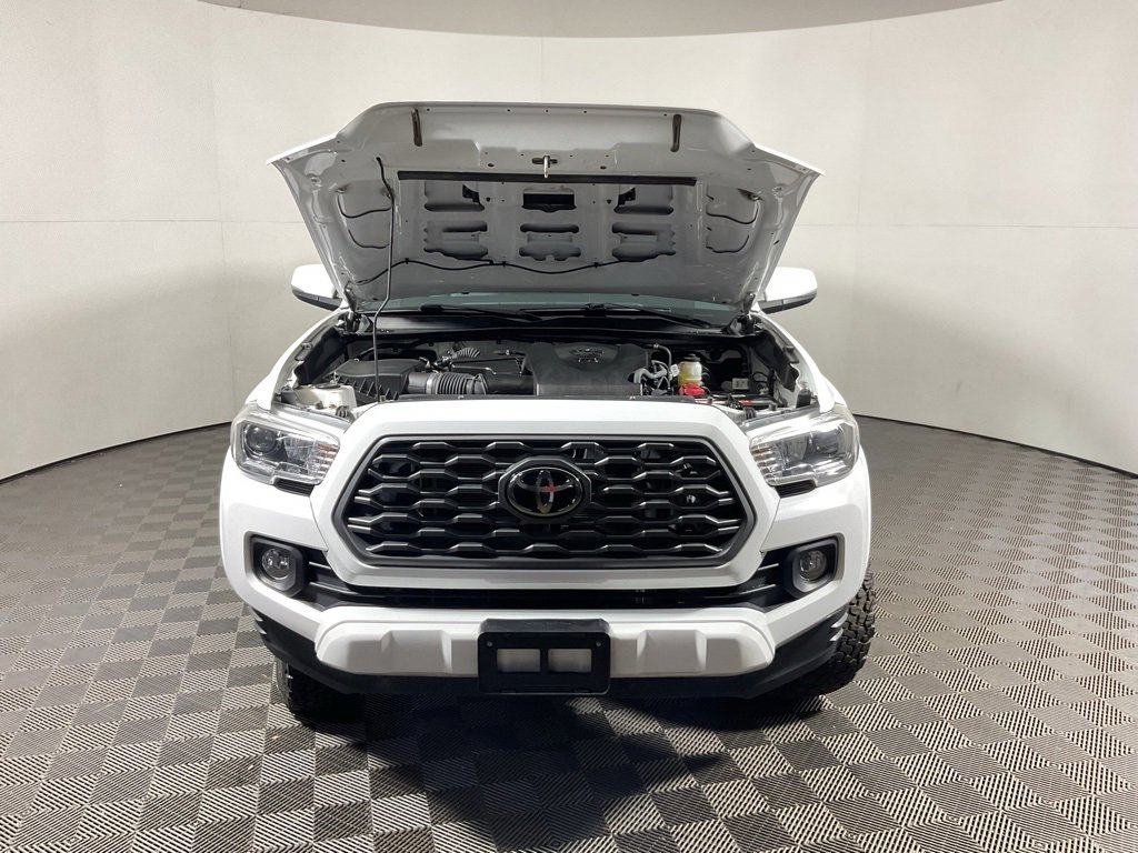 Used 2020 Toyota Tacoma TRD Sport image 7