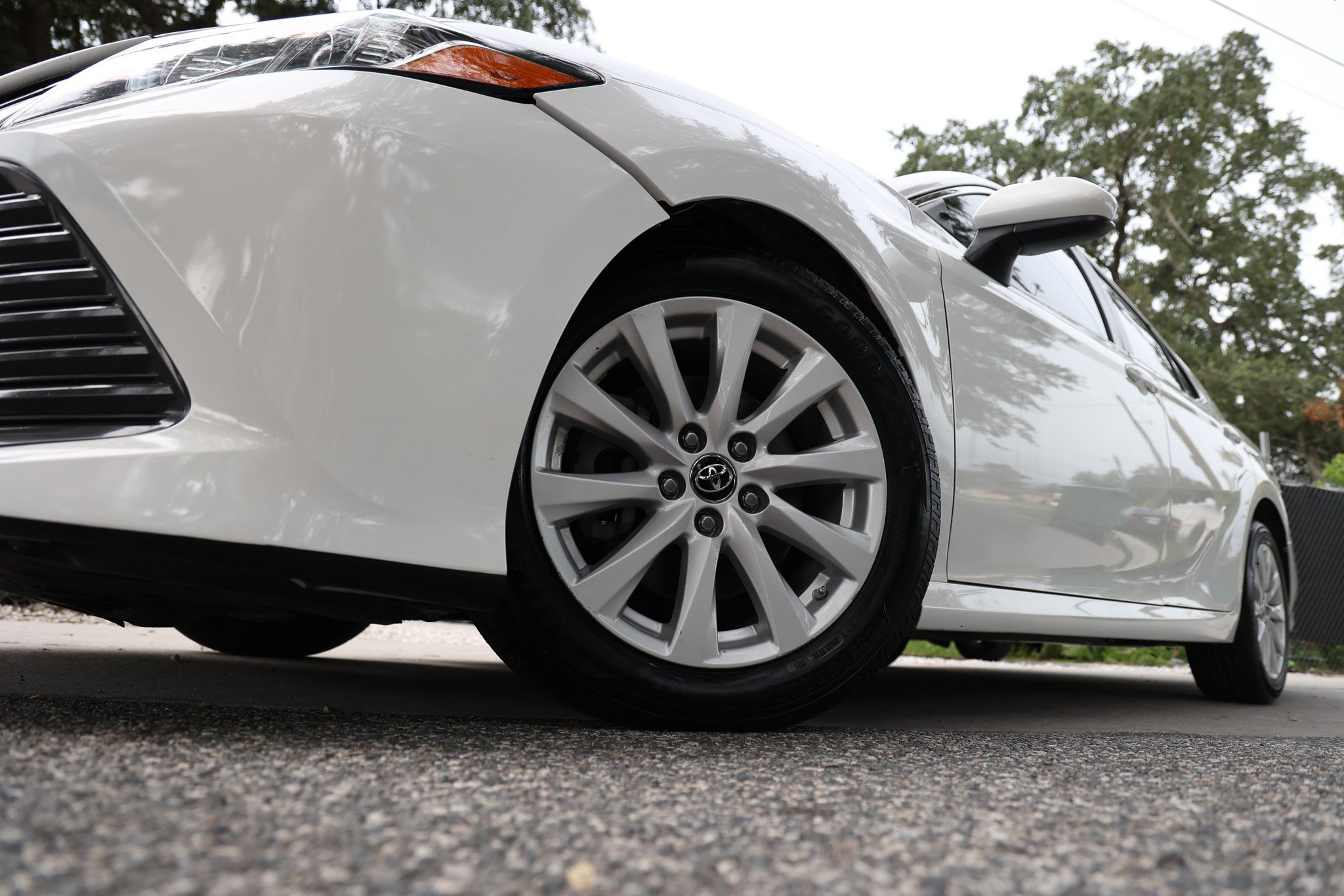 Used 2018 Toyota Camry LE FWD image 32